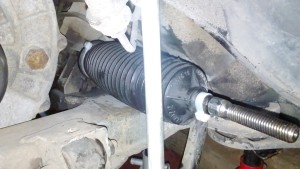 Volvo_replace_inner_outer_tie_rod_12